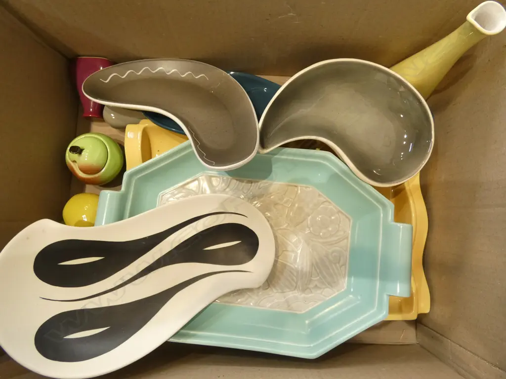 BOX OF ASST. CHINA Incl. POOLE TRAYS etc Image 1++