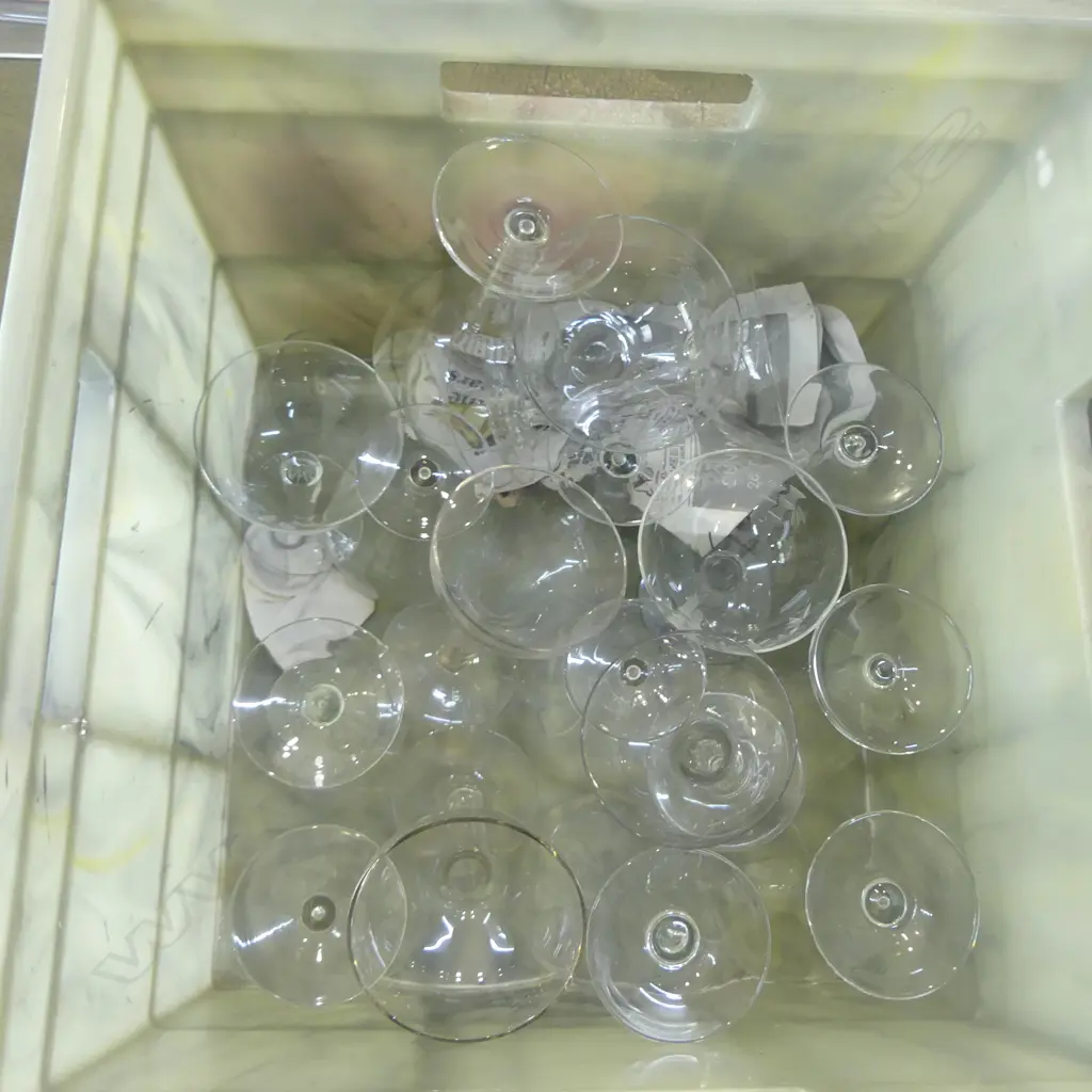ASST. CHAMPAGNE GLASSES (MOSTLY HOLLOW STEM) Image 1++