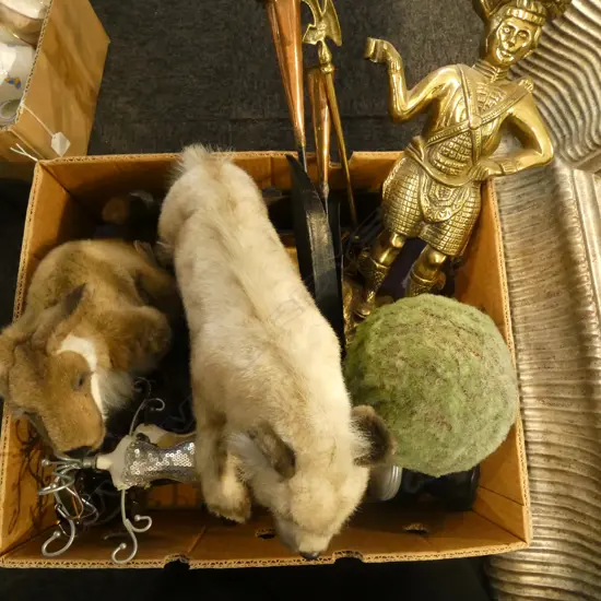 2 SOFT TOYS, JEWELLERY STANDS ETC