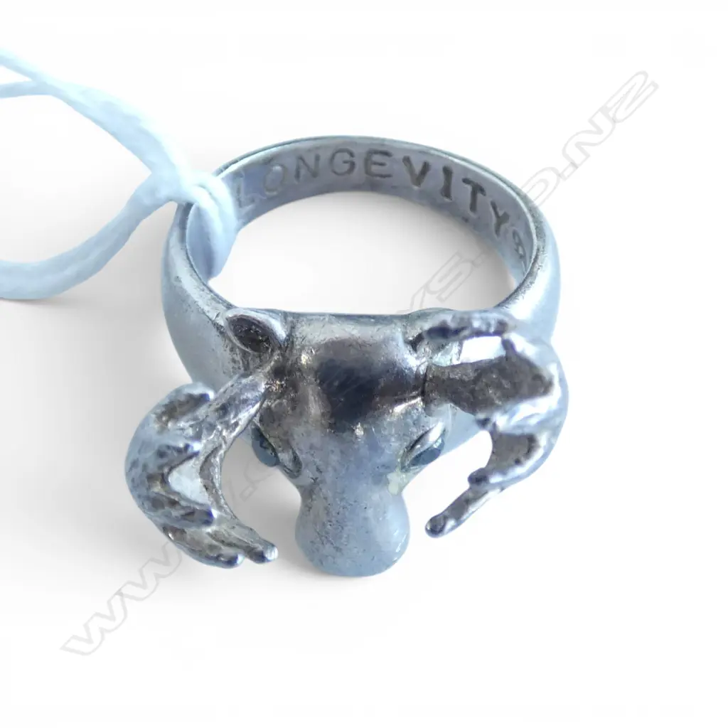 STERLING SILVER DEER HEAD RING WITH BLACK EYES SIZE Q Image 1++