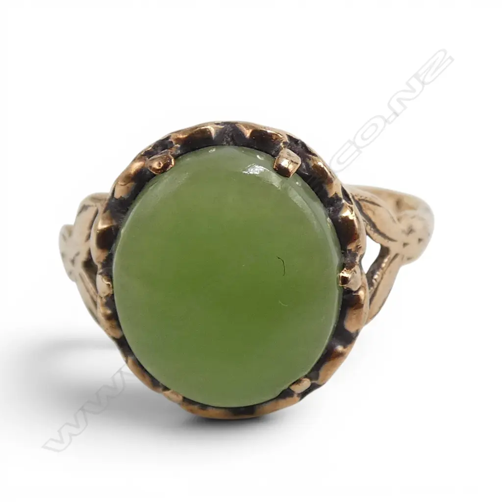 9CT GREENSTONE RING, 2.5gms SIZE K1/2 Image 1++