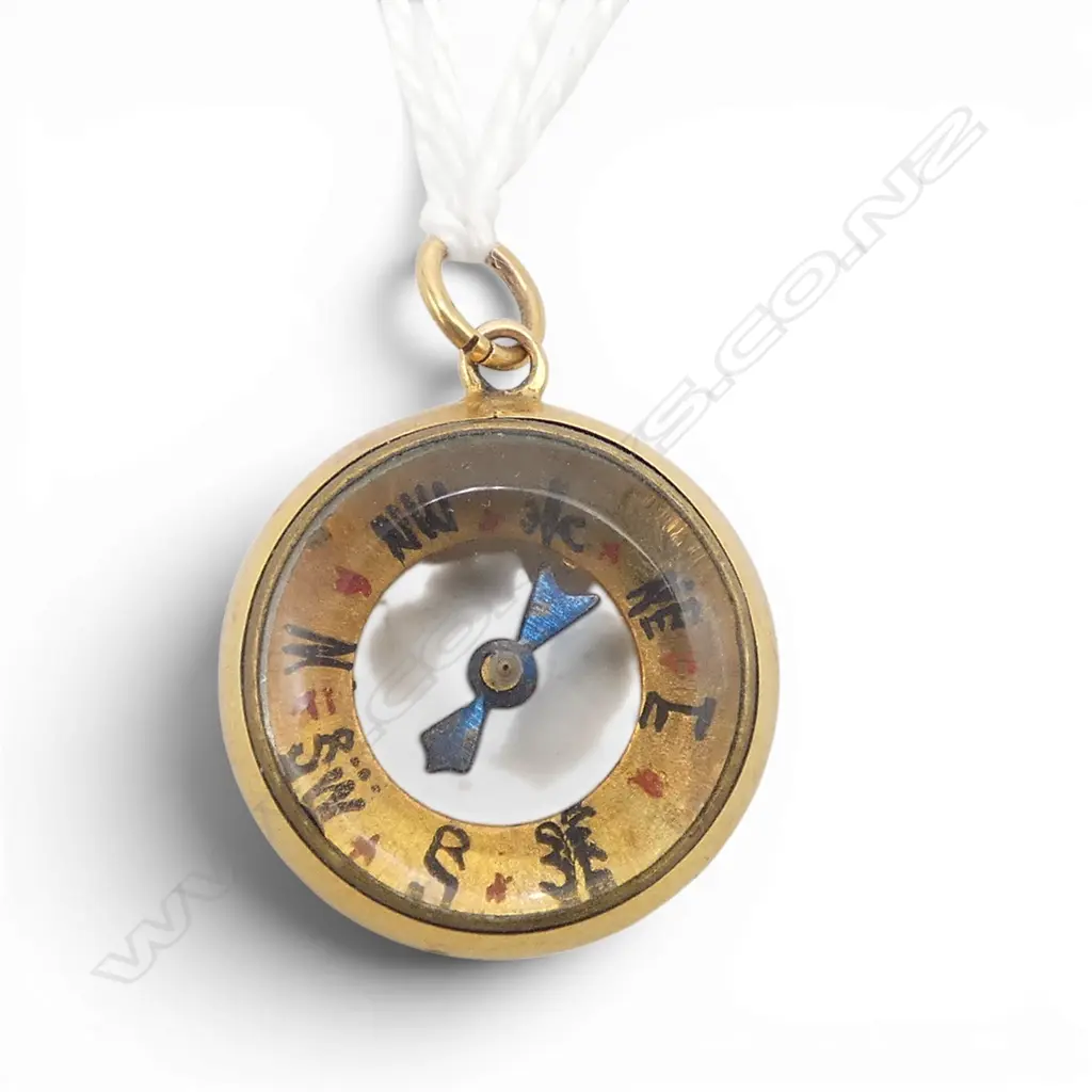 9CT GOLD COMPASS PENDANT WORKING MAKER L&G PEMBER BIRMINGHAM 1909 3,6GMS TOTAL WIEGHT Image 1++
