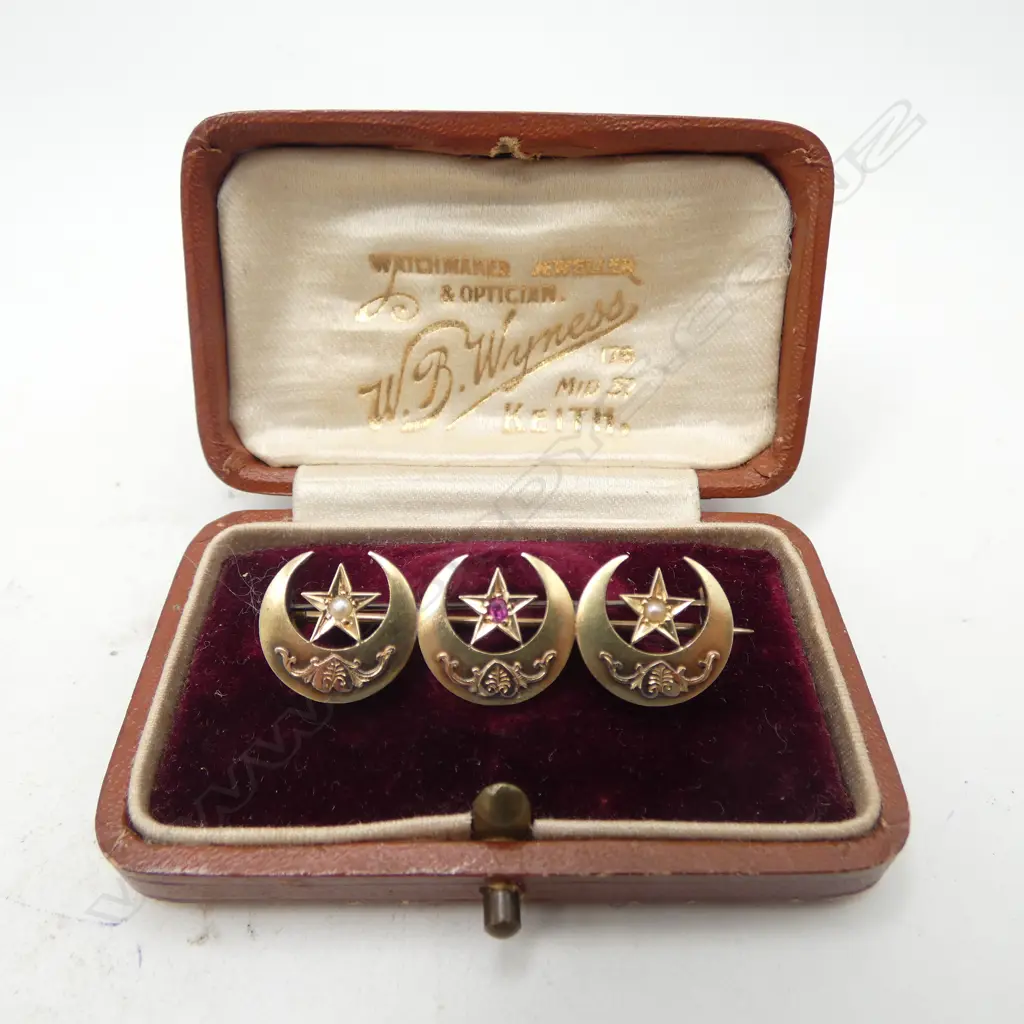 15CT GOLD CRESCENT & STAR ISLAMIC HONEYMOON BROOCH MAKER HOLLIS & NEWMAN CHESTER 1887 ORIGINAL BOX 3.2 GMS Image 1++