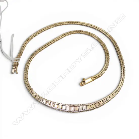14ct Y/GOLD NECKLACE one link needs attention 14gms L.400mm