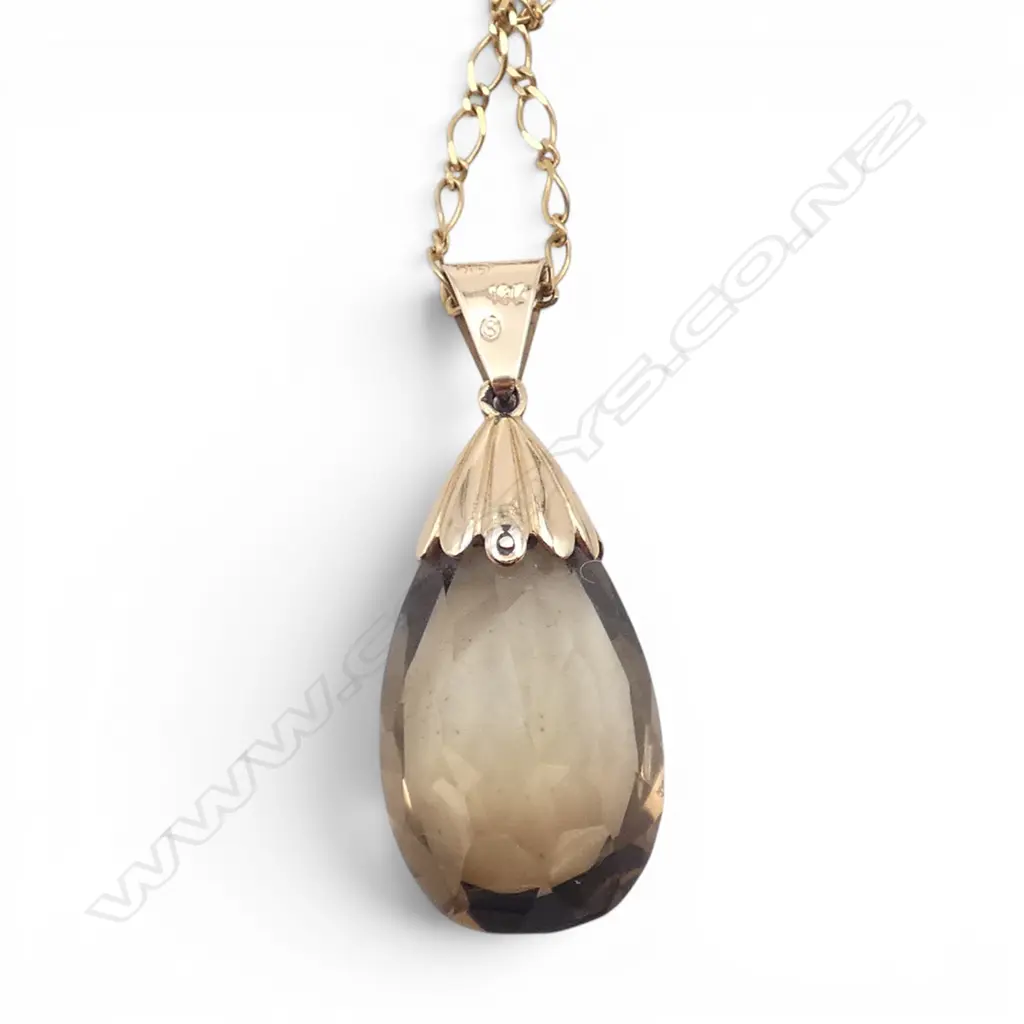 LGE FACETED TOPAZ PENDANT in 14ct GOLD MOUNT 8.5gms on 9ct GOLD CHAIN 2.5gms Image 1++