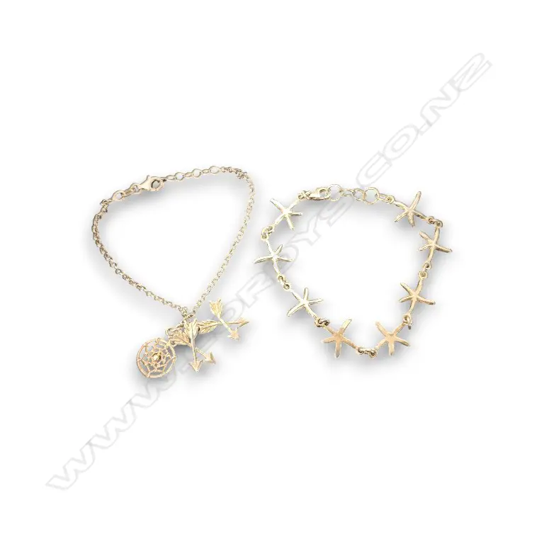 SILVER DREAMCATCHER AND ARROW CHARM BRACELET AND SILVER LINKED STARFISH BRACELET Image 1++