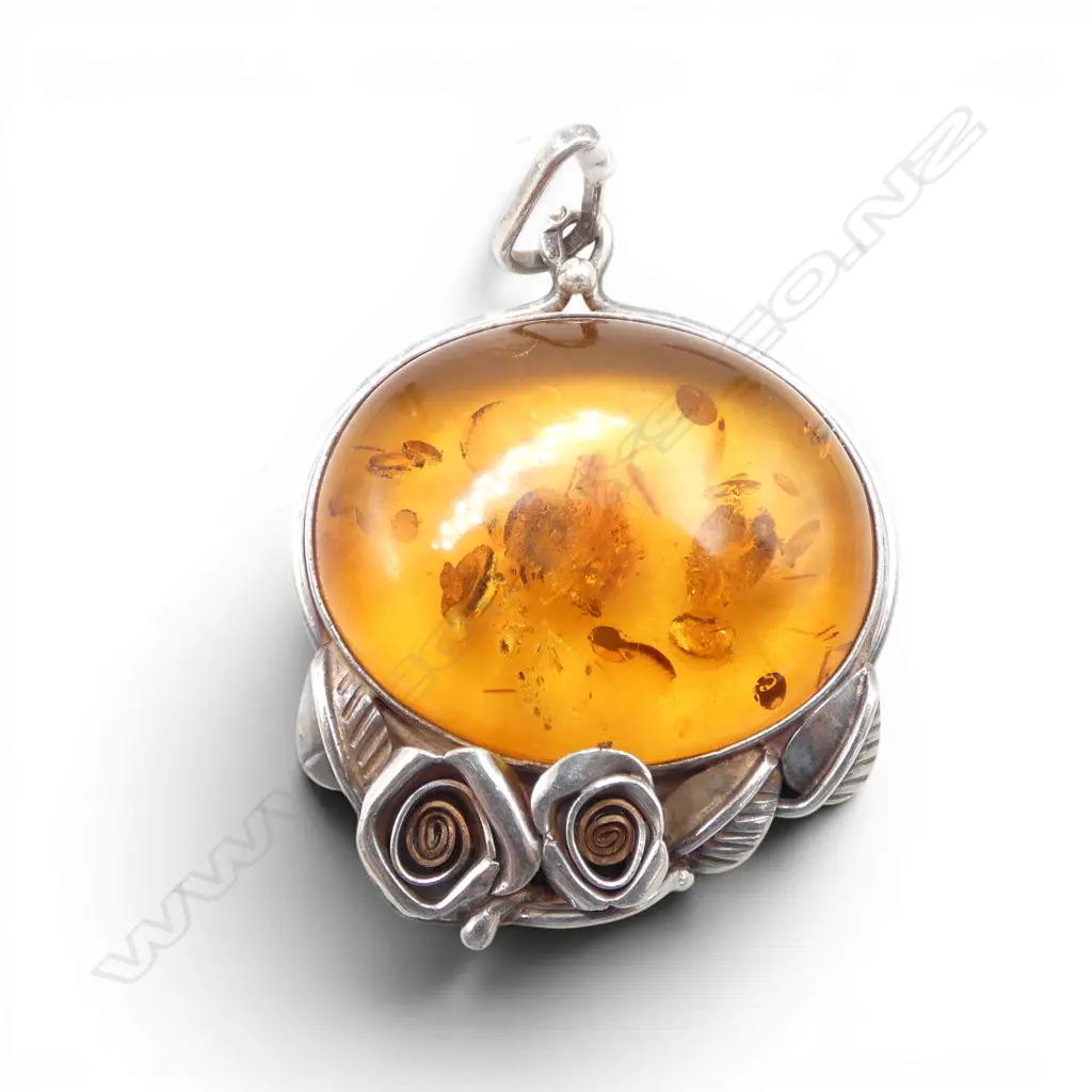 VINTAGE STG SILVER AMBER PENDANT 925 MAKERS STAMP, W.40MM Image 1++