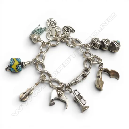 S/SILVER CHAIN LINK CHARM  BRACELET 10 CHARMS 54.1GMS TOTAL WIEGHT 
