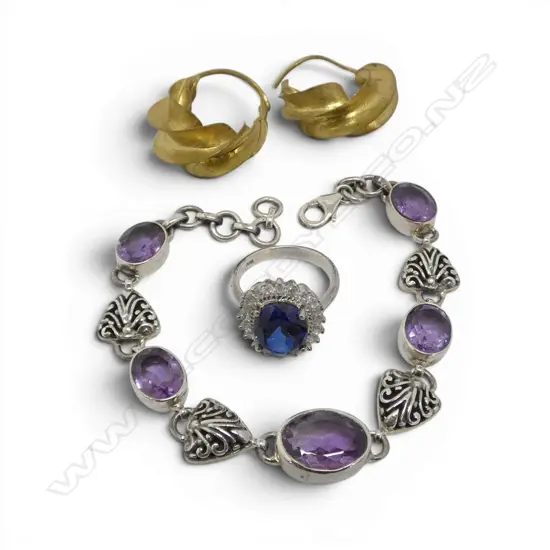 STG SILVER BRACELET, STG RING & PR GILDED EARRINGS
