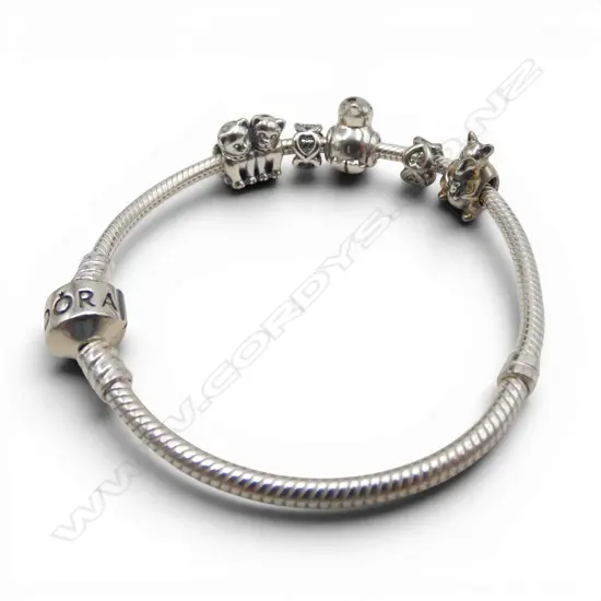 S/SILVER PANDORA CHARM BRACELET 27.7GMS IN ORIGINAL BOX 
