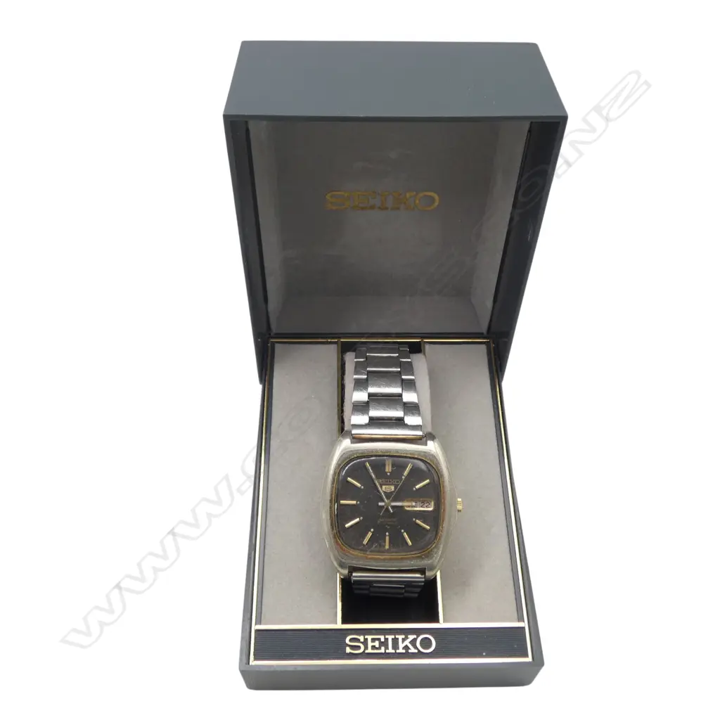 ORIGINAL BOXED SEIKO 5 AUTOMATIC GENTS WRISTWATCH Image 1++