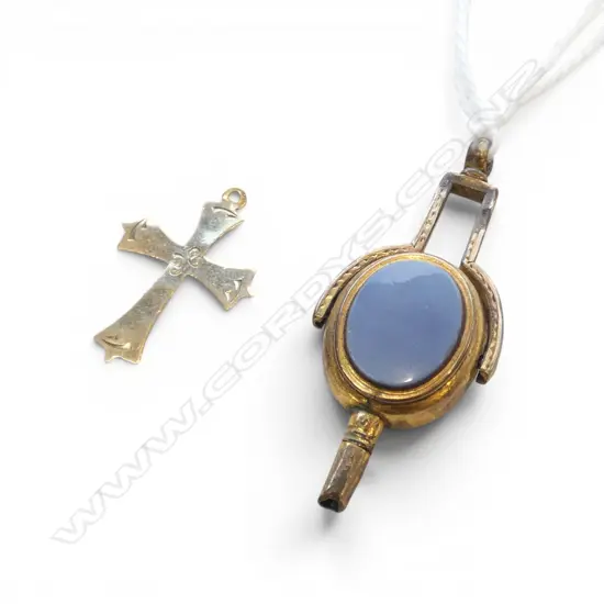 9CT CROSS PENDANT 22x16mm 0.4gms + GP FOB
