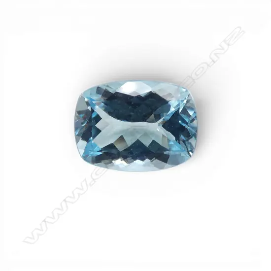 LOOSE CUSHION CUT BLUE TOPAZ