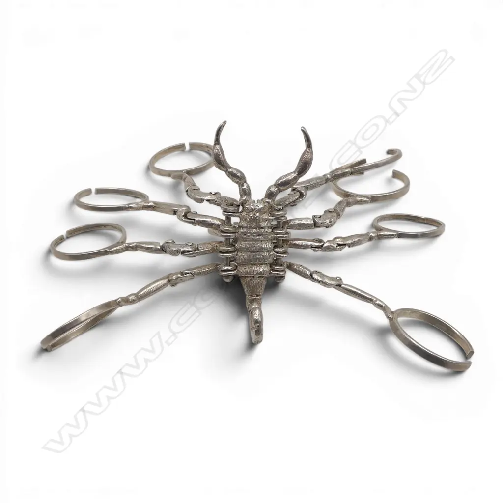 MEXICO SILVER SCORPIAN RING multi articulated ringed legs 34gms Image 1++