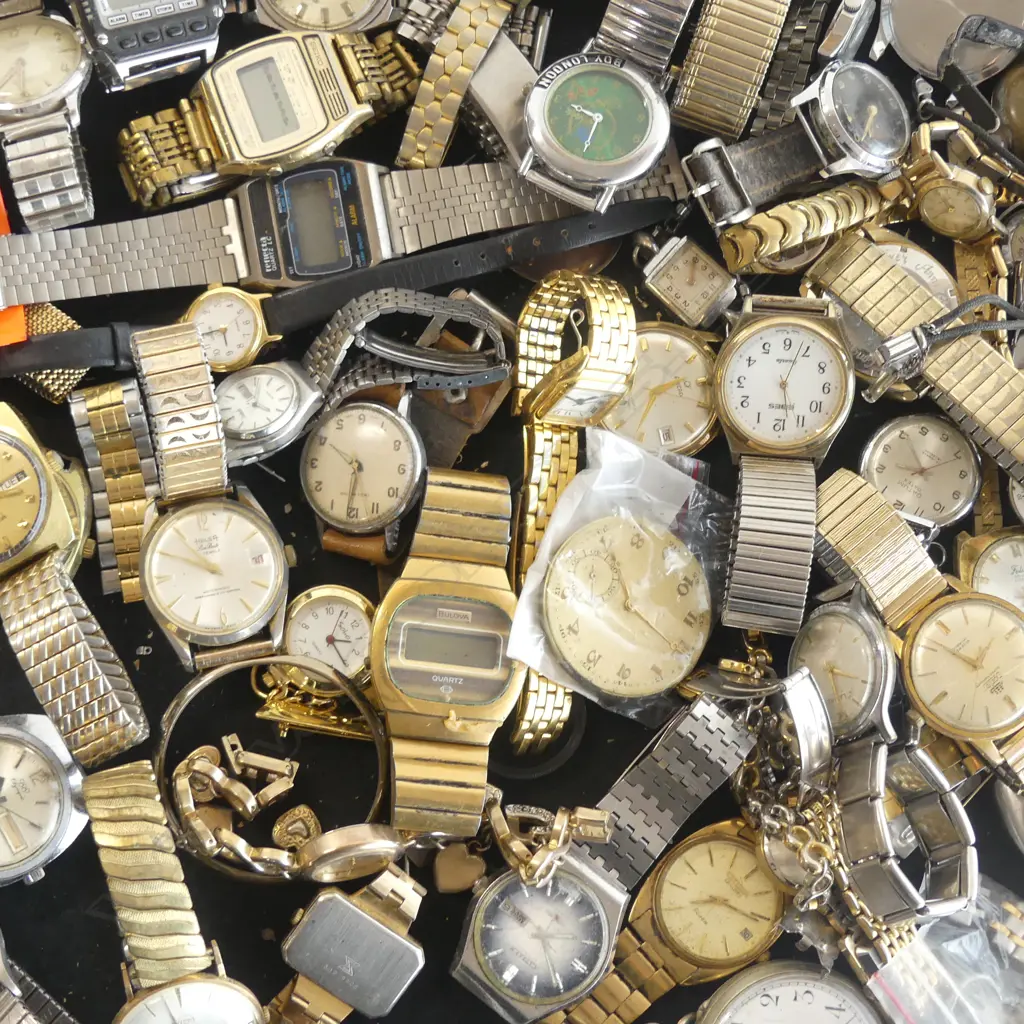 BAG ASST. WATCHES, PARTS ETC Image 1++