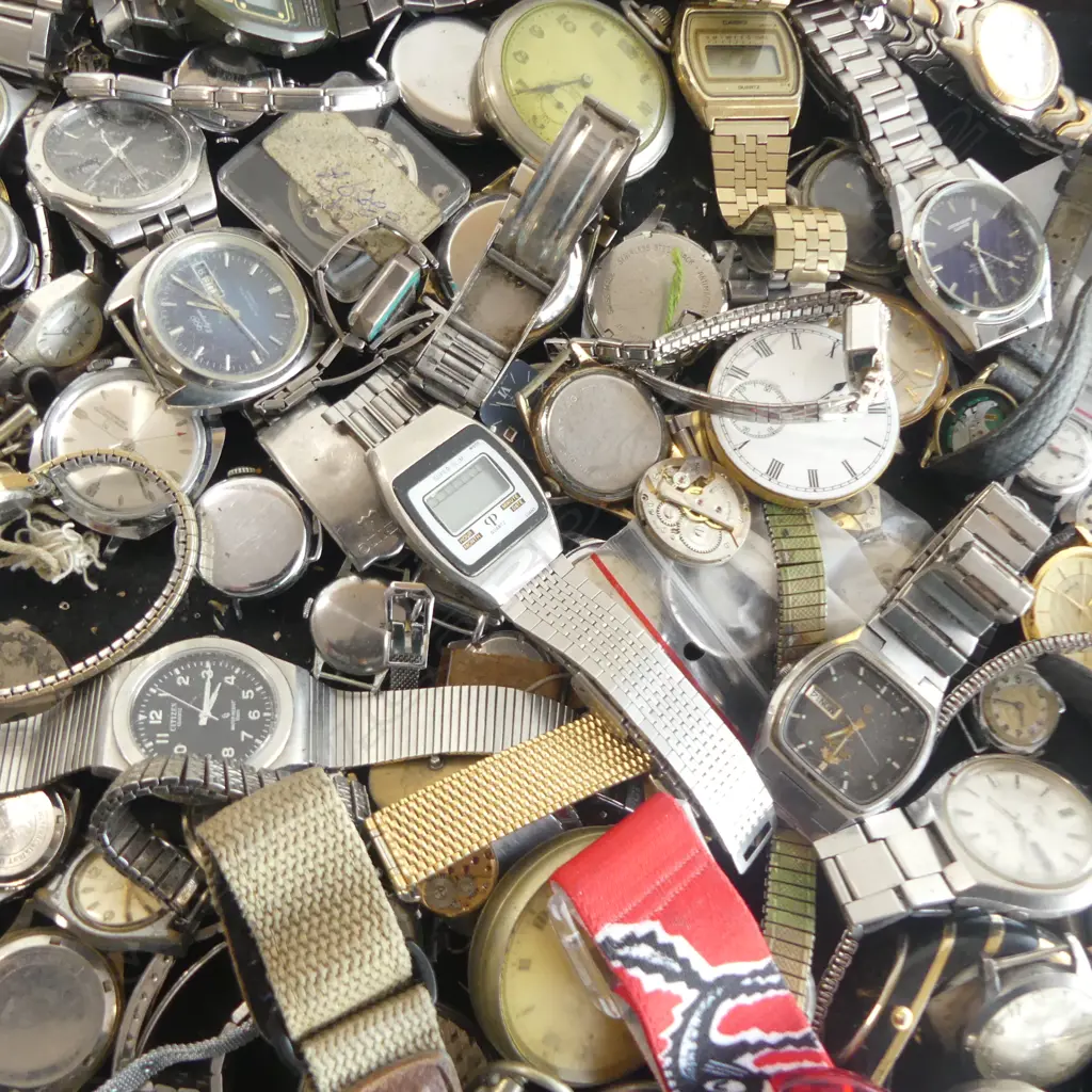 BAG ASST. WATCHES, PARTS ETC Image 1++