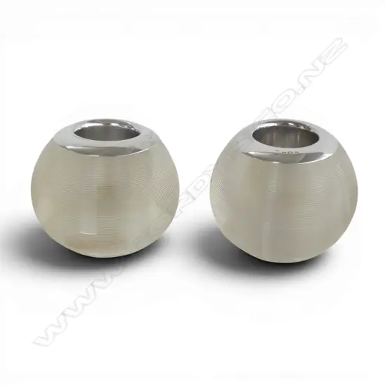 PR OF GLASS VESTA HOLDERS WITH S/SILVER  INSERTS MAKER A&J ZIMMERMAN BIRMINGHAM 1925 39.1GMS SILVER WIEGHT 