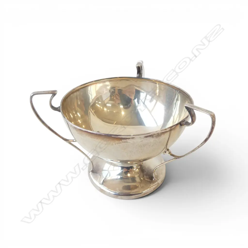 STG SILVER FOOTED BOWL, SHEFFIELD 1909 H.95mm 126gms Image 1++