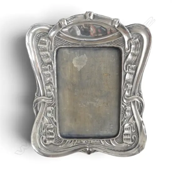 SILVER ART NOUVEAU PHOTO strut back FRAME looping ribbon design FAULTS Birmingham 1905 no glass. H.210mm
