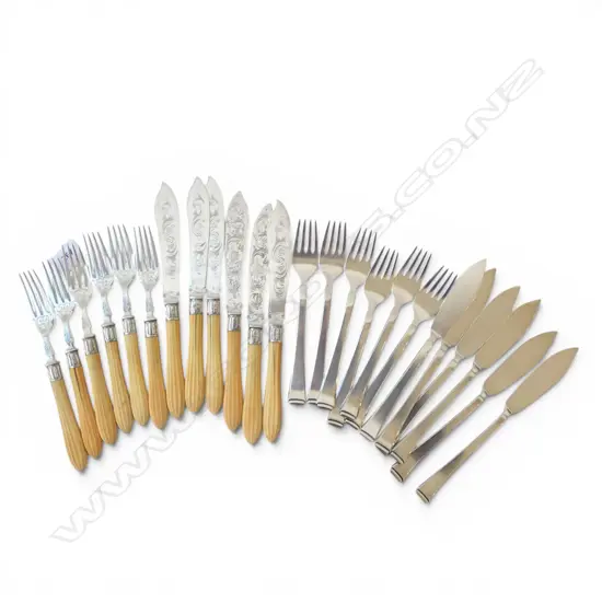 2 12PCE FISH CUTLERY SETS