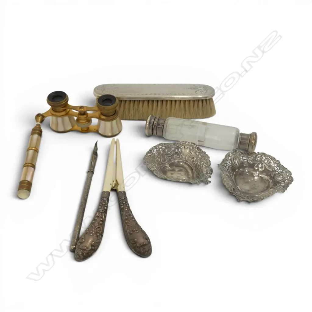 7 PCES; STG BRUSH, GLOVE STRETCHER, 2 DISHES + MoP OPERA GLASSES, DOUBLE ENDED BOTTLE & INK PEN Image 1++