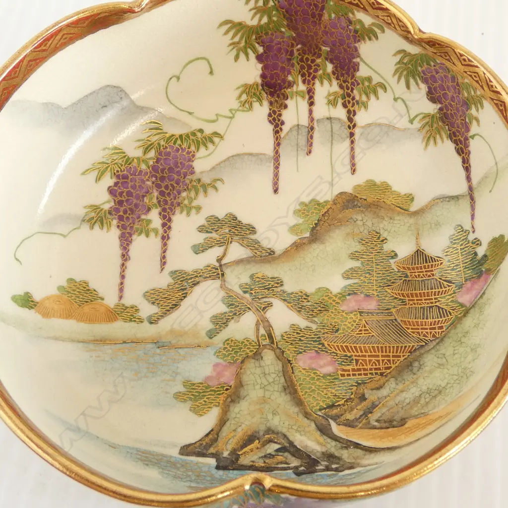 SOKO CHINA HAND PAINTED SATSUMA BOWL 120mm dia Image 1++