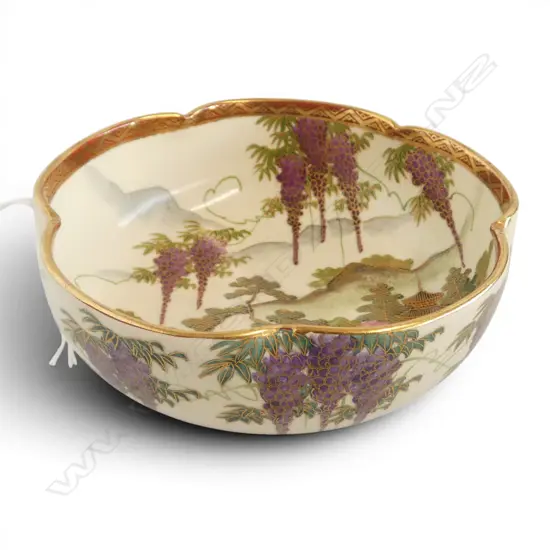 SOKO CHINA HAND PAINTED SATSUMA BOWL 120mm dia