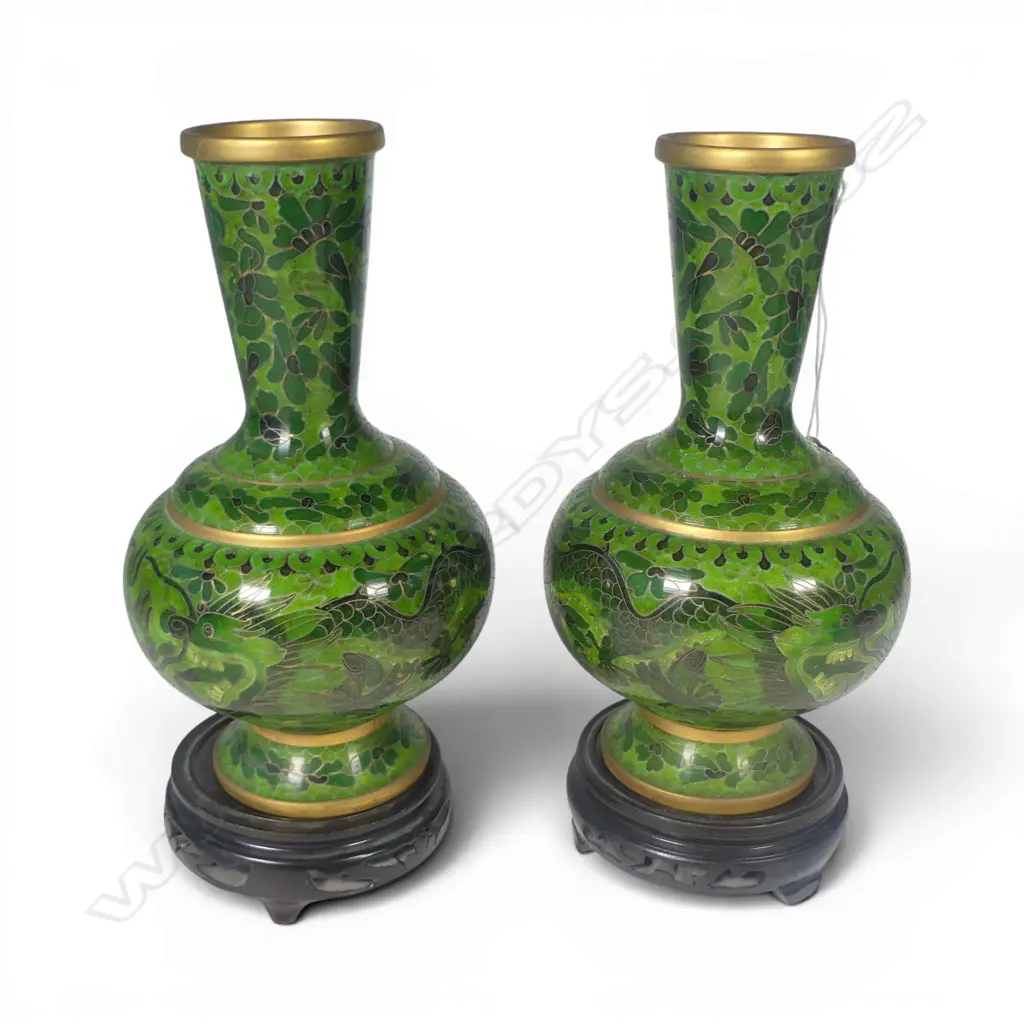 PR CHINESE CLOISONE VASES GREEN COLOURWAY ON WOOD STANDS H250MM Image 1++