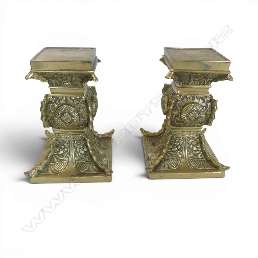 PR BRASS CHINESE STANDS H.150mm Image 1++