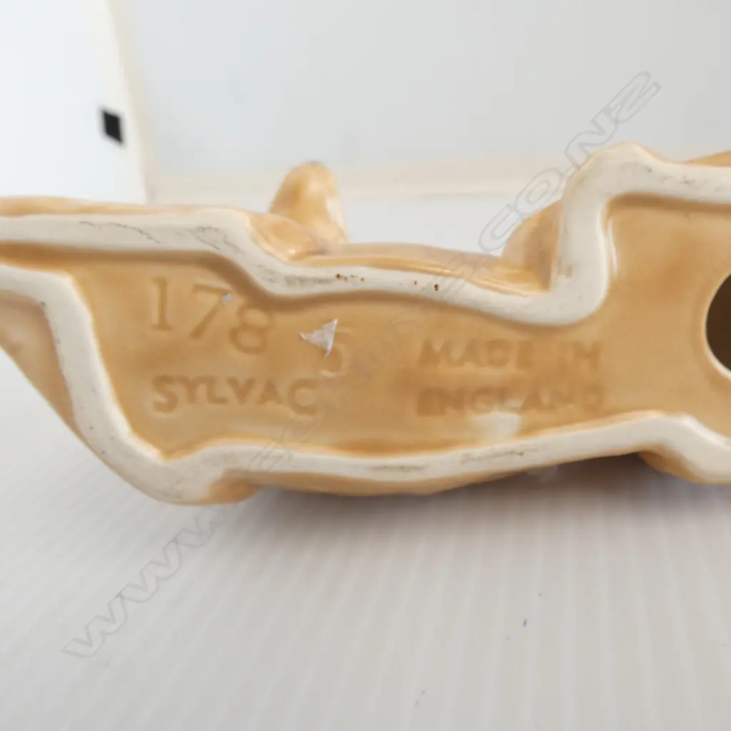 SYLVAC ALSATIAN DOG #138, H.110x180mm Image 1++