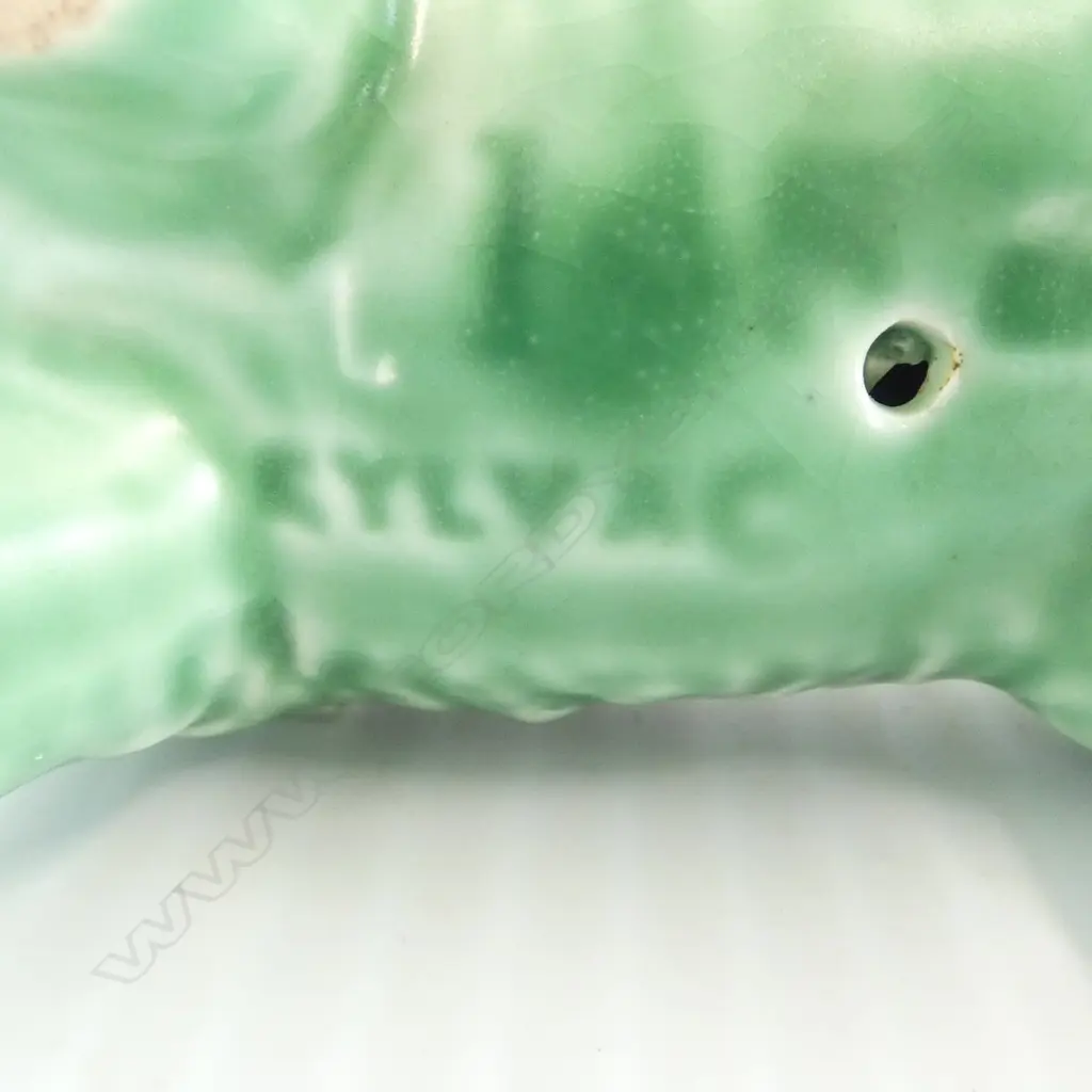 SYLVAC SKYE TERRIER, RARE PINK GLOSS GLAZE, H.120mm & GREEN MATTE SCOTTIE DOG, H.95mm Image 1++