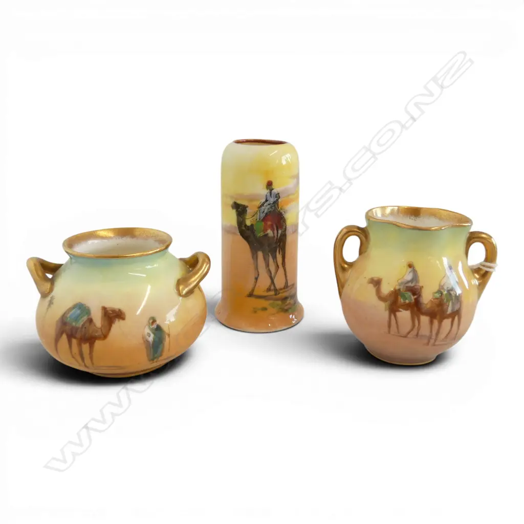 3 ROYAL DOULTON DESERT WARE MINIATURES, H.50-70mm Image 1++