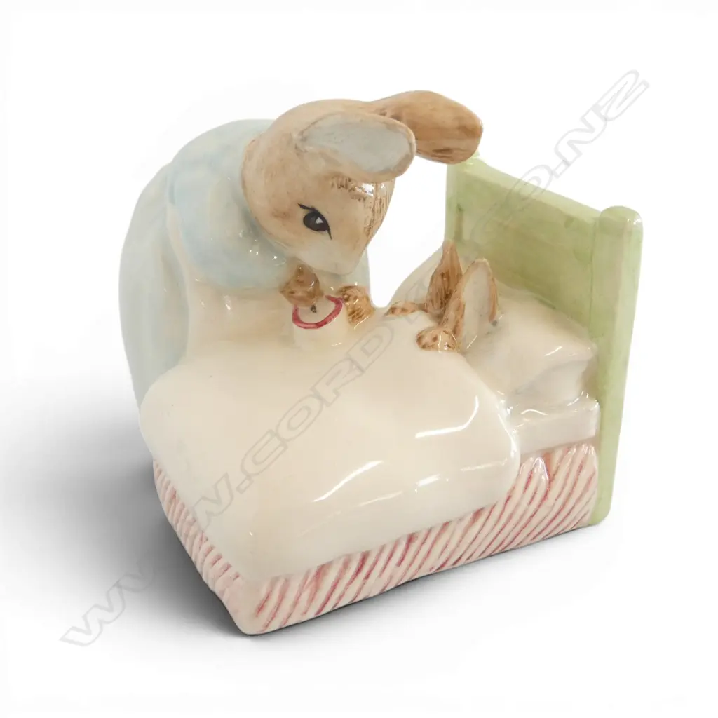 ROYAL ALBERT BEATRIX POTTER 'PETER in BED', H.60x75mm Image 1++