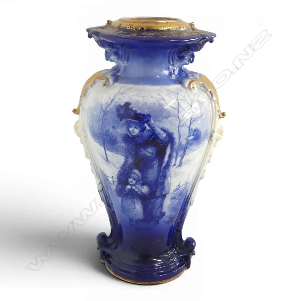 ROYAL DOULTON 'BLUE CHILDREN' VASE, DOUBLE HANDLED w GILT DETAIL, H.230mm Image 1++