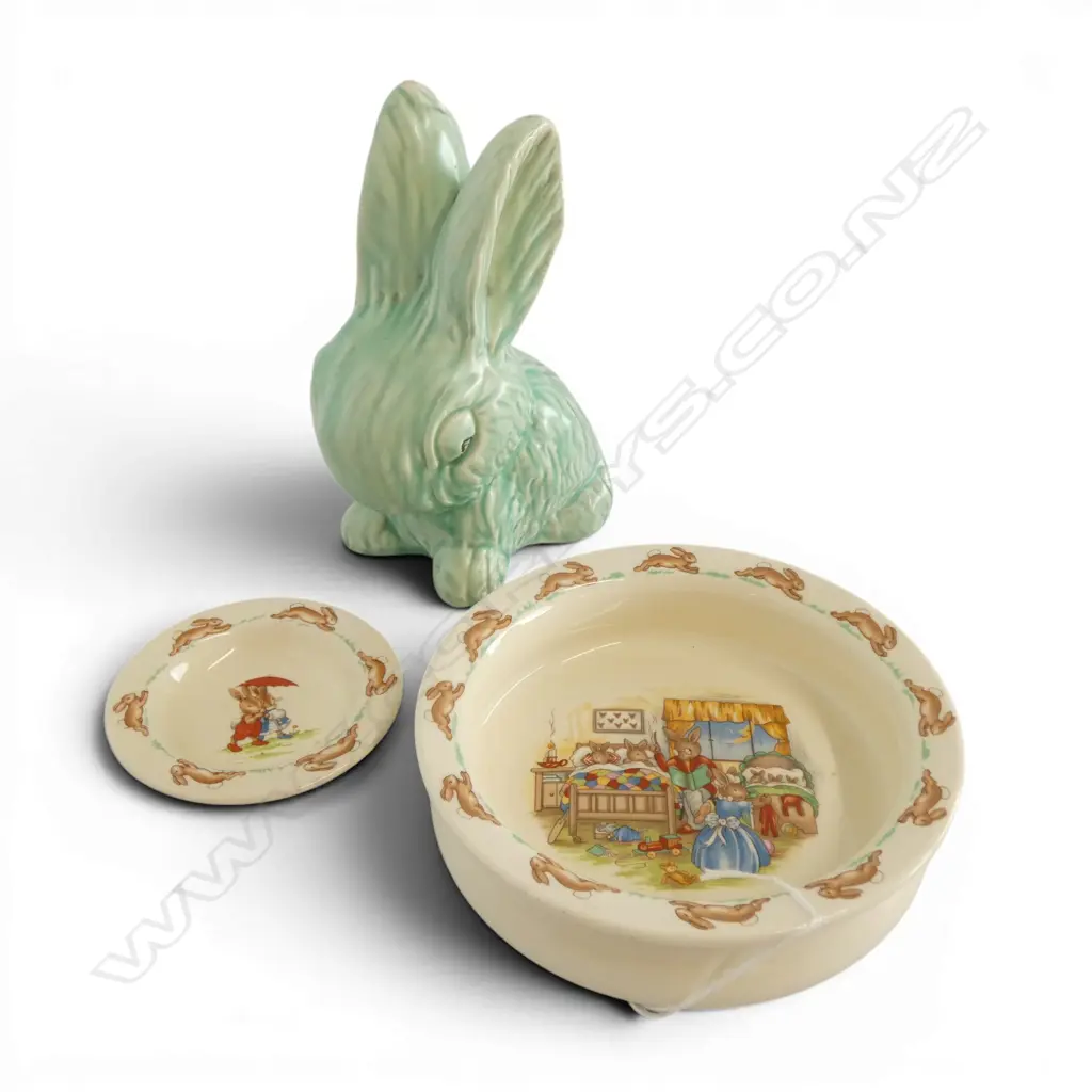 VINTAGE GREEN CHINA BUNNY H170MM & BUNNIKINS CHILDS PLATE DIA160MM & DISH  Image 1++