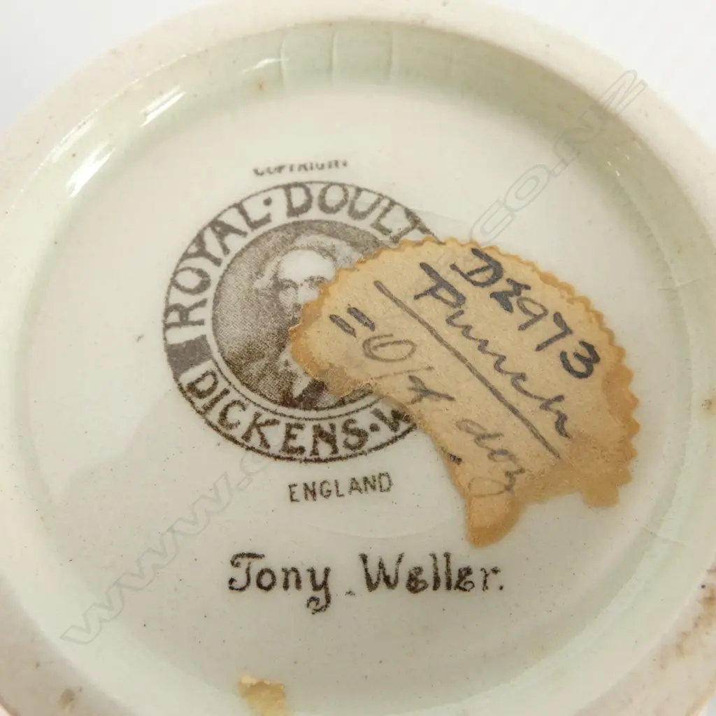ROYAL DOULTON DICKENS WARE CUP/SAUCER & SML VASE, H.70mm Image 1++