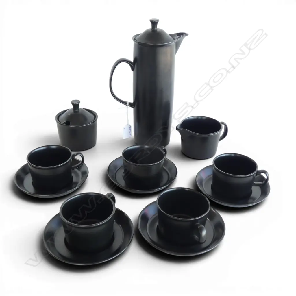 BLACK WEDGWOOD 5 PLACE COFFEE SET H.280mm Image 1++