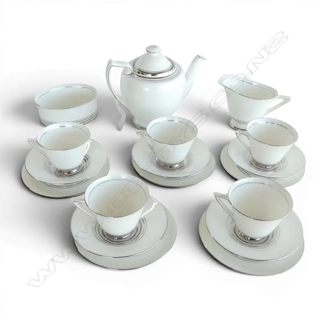 ROYAL DOULTON WHITE CHINA ART DECO 3 PCS TEASET & 5CSPS TEAPOT H180MM Image 1++