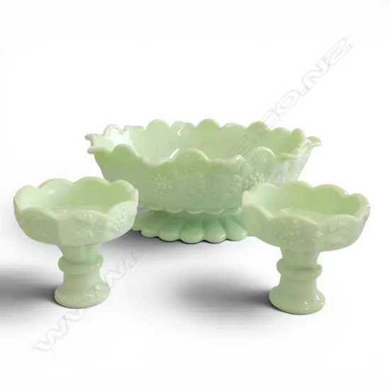 3 WESTMORELAND GREEN MILK GLASS FOOTED BOWLS (PR+1) W.280mm