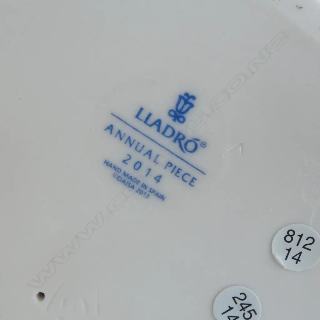 LLADRO 'SWEET ADOLESCENCE' FIGURINE w. box H.320mm Image 1++