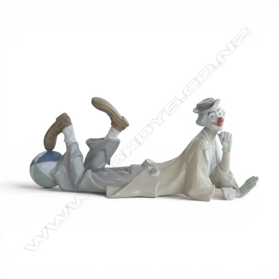 LLADRO 'CLOWN' FIGURINE w. box L.380mm