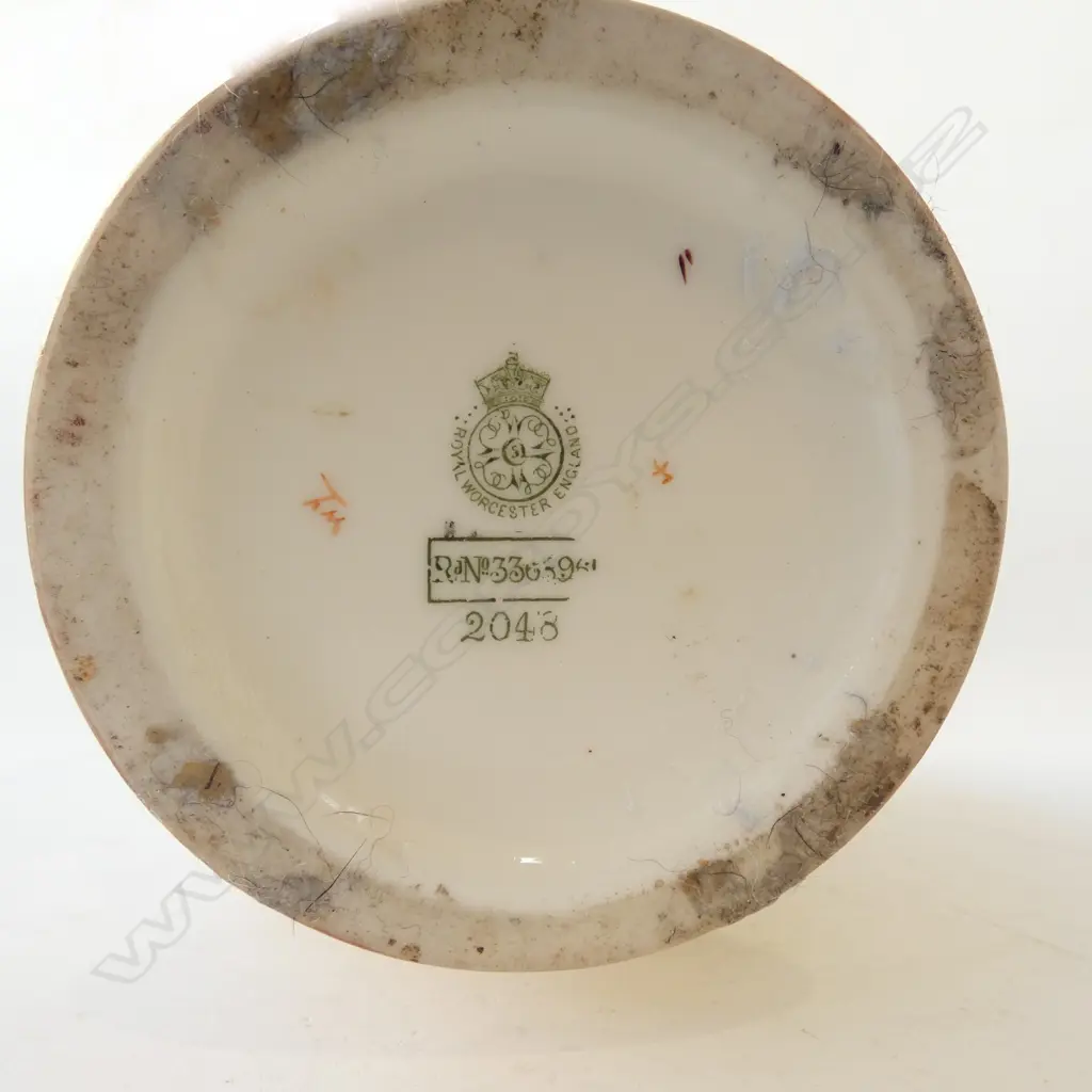 ROYAL WORCESTER LGE Blush Ivory POTPOURI VASE floral painted. Tall pierced lid. Finial a.f + internal lid. H.335mm. Image 1++