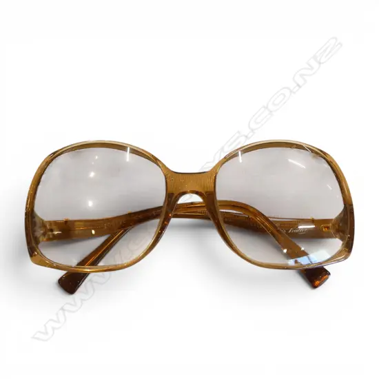 PR LOUIS VUITTON 'GINA' SUNGLASSES, 2007