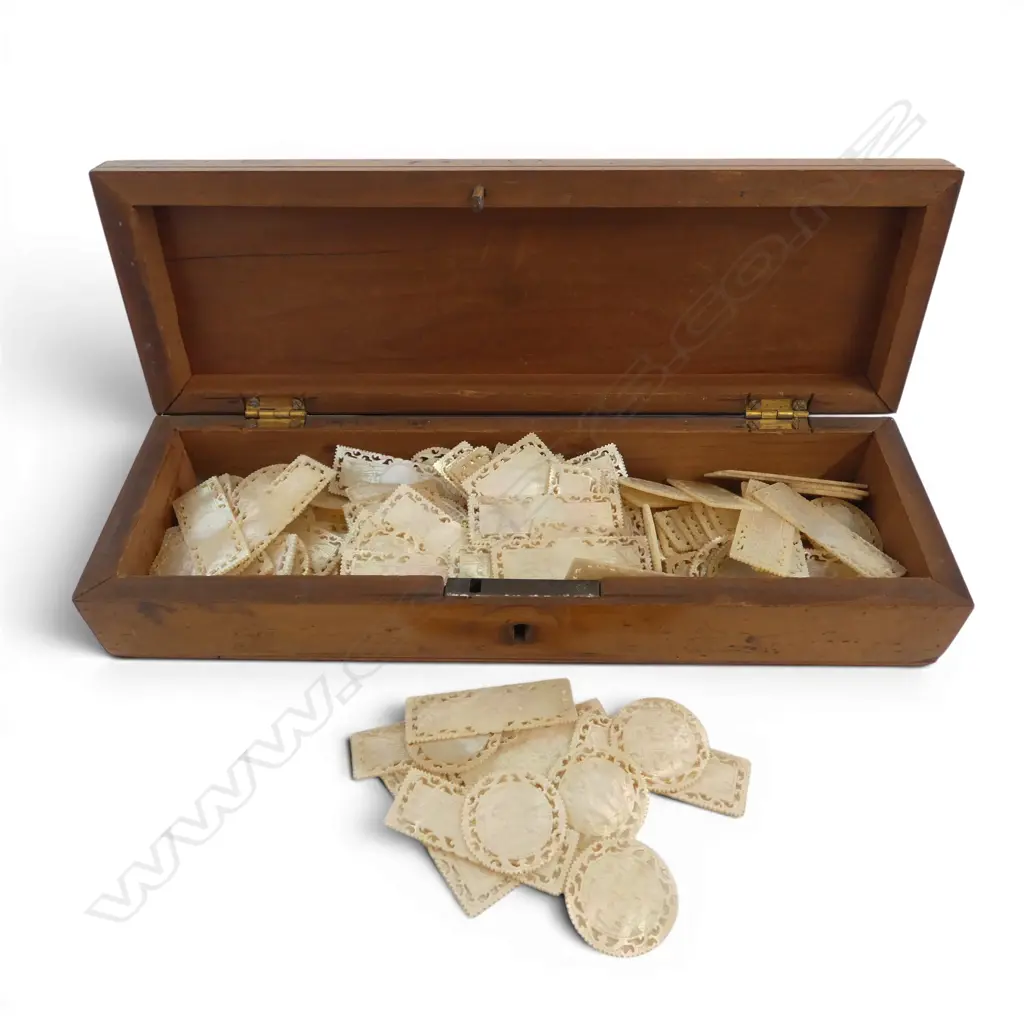 A GOOD COLLECTION OF CHINESE MOP GAMING TOKENS IN WOODEN BOX Image 1++