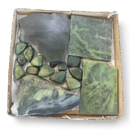 ASST. GREENSTONE PIECES LARGEST 110x110mm