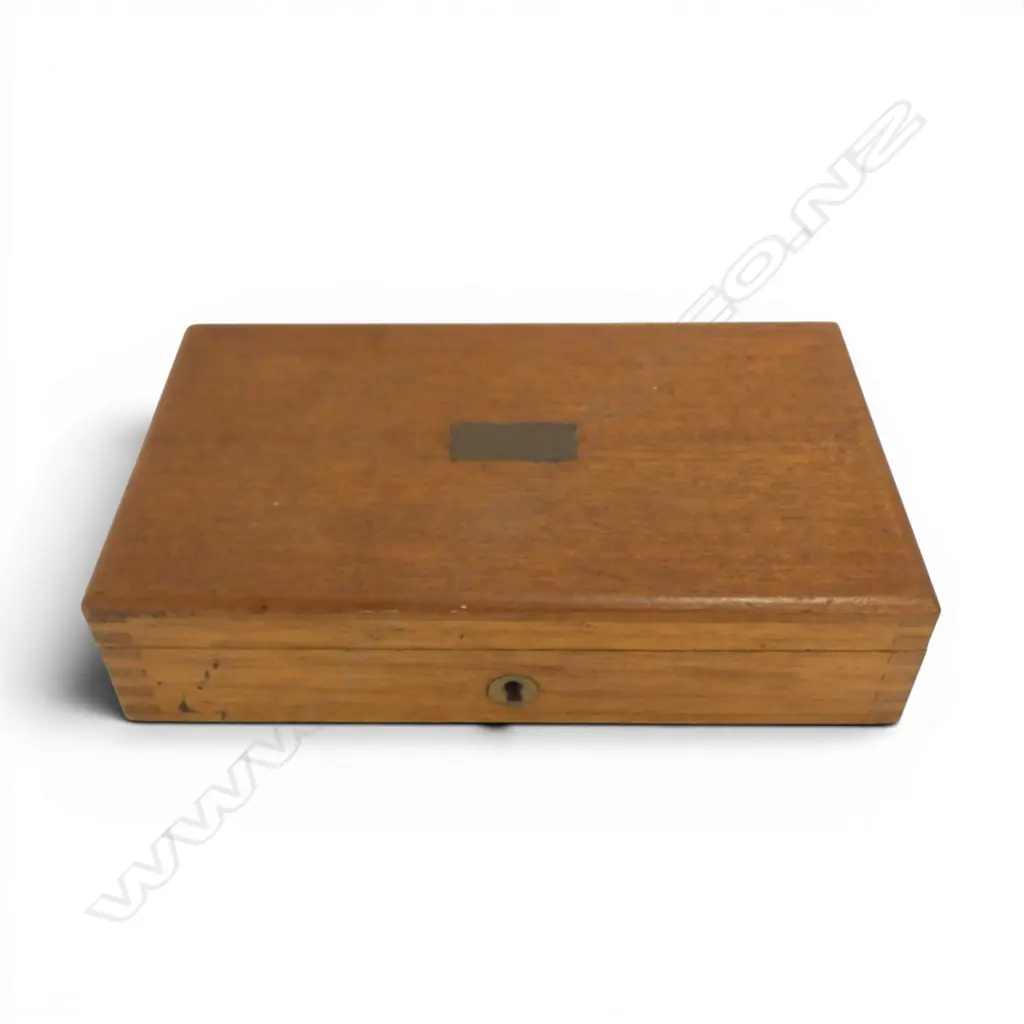 VINTAGE BRASS COMPASS SET  Image 1++