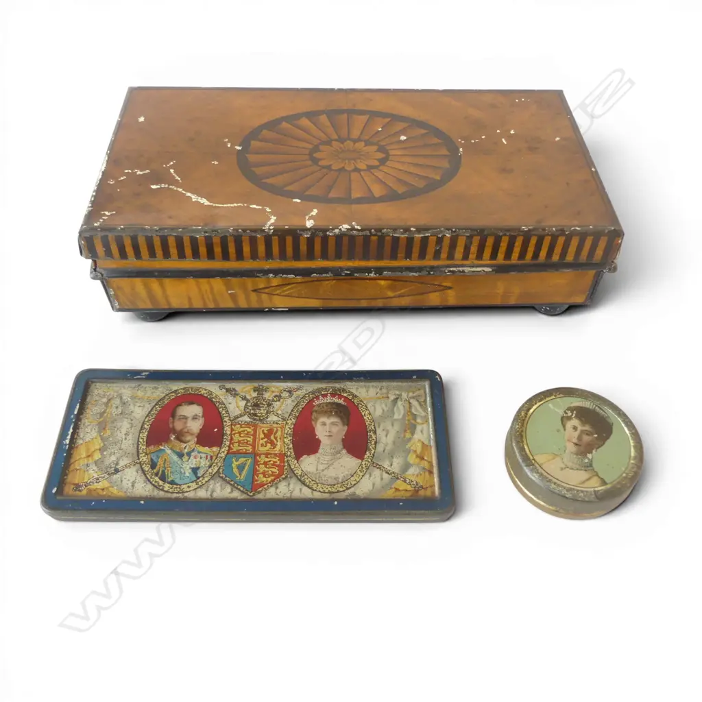 3 ANTIQUE TINS QUEEN MARY CADBURY BOURNVILLE, ROWNTREE COCOA ETC  Image 1++