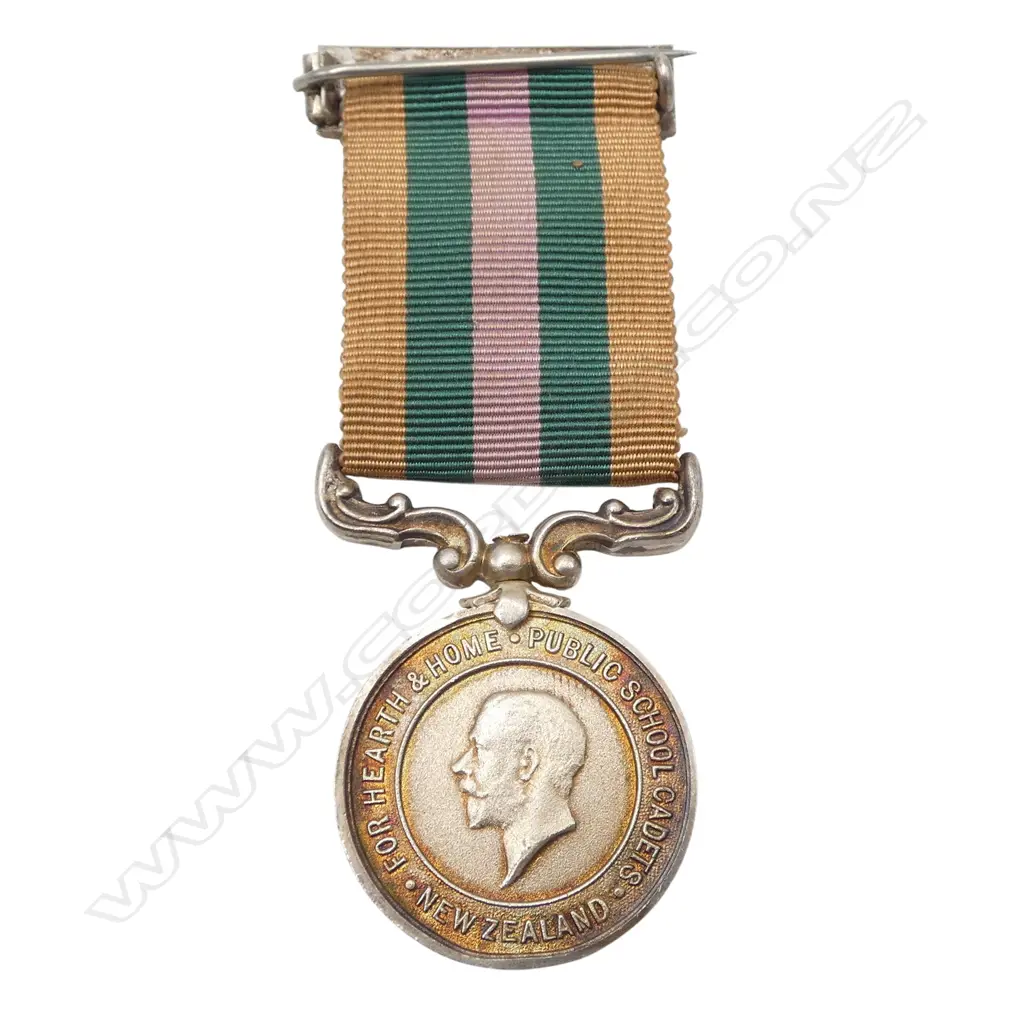 SILVER MEDAL 'THE PRESS CHRISTCHURCH CHALLENGE SHIELD MEDAL AWARDED TO CADET C.M. STUBBS' boxed Image 1++