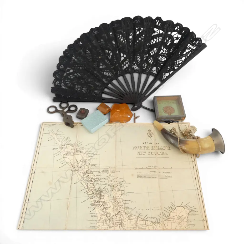 ASST. COLELCTABLES; PUZZLE BOC, KAURI GUM, PEARSON'S MINIATURE DICTIONARY, VINTAGE MAP etc Image 1++