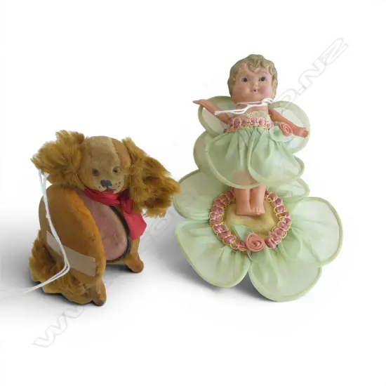 VINTAGE LADIES BLUSH in SOFT PUPPY COVERING & 2 PC LITTLE DOLL POWDER PUFF